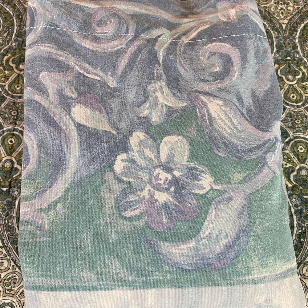 Vintage 70s Dan River Queen Flat Sheet Blue White swirls floral